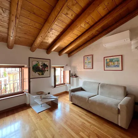 Casa Cele Garda (Verona)