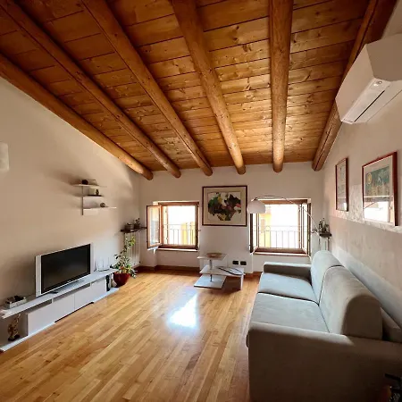 Appartement Casa Cele Garde