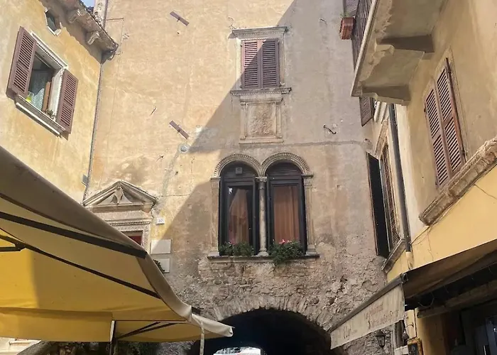 Casa Cele Apartman Garda